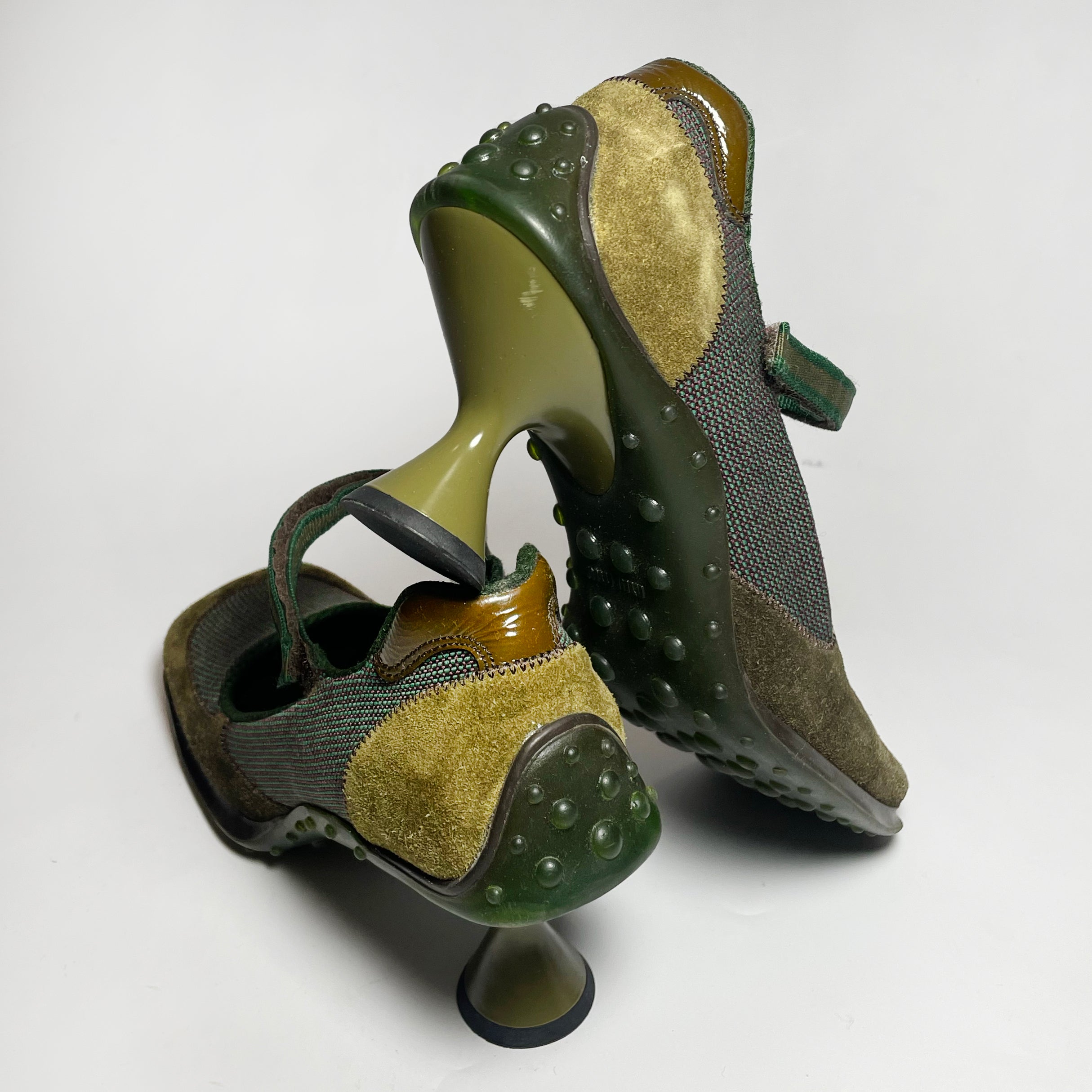 Miu Miu FW 1999 Bubble Sole Pumps – velvetknife Miu Miu FW 1999 Bubble Sole Pumps – velvetknife
